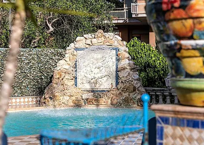 Casa Romana Frühstückspension 3*
